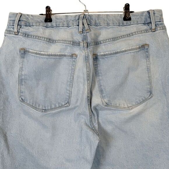 Good American Jeans The Weekender Boyfriend Raw Hem Light wash Size 14 - Picture 4 of 13